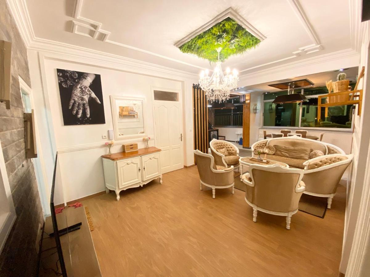 Al Hoceïma Appartement Avec Terasse Jaccuzi Barbecue Netflix Vue Sur Mer Totalement Gratuit Sans Supplement מראה חיצוני תמונה